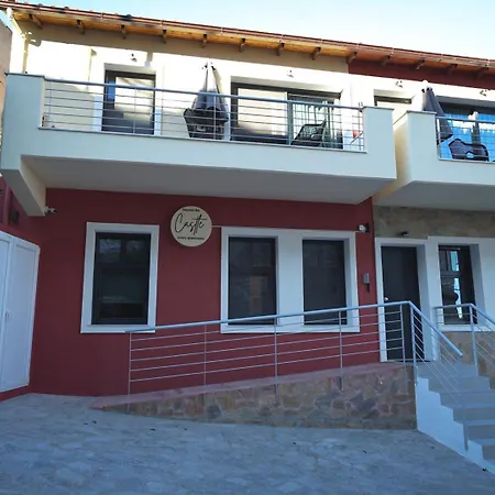 Beyond The Castle Apartment Thessaloniki Exterior photo