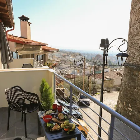 Beyond The Castle Apartment Thessaloniki Exterior photo