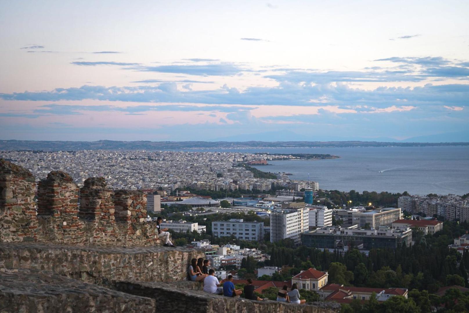 Beyond The Castle Apartment Thessaloniki