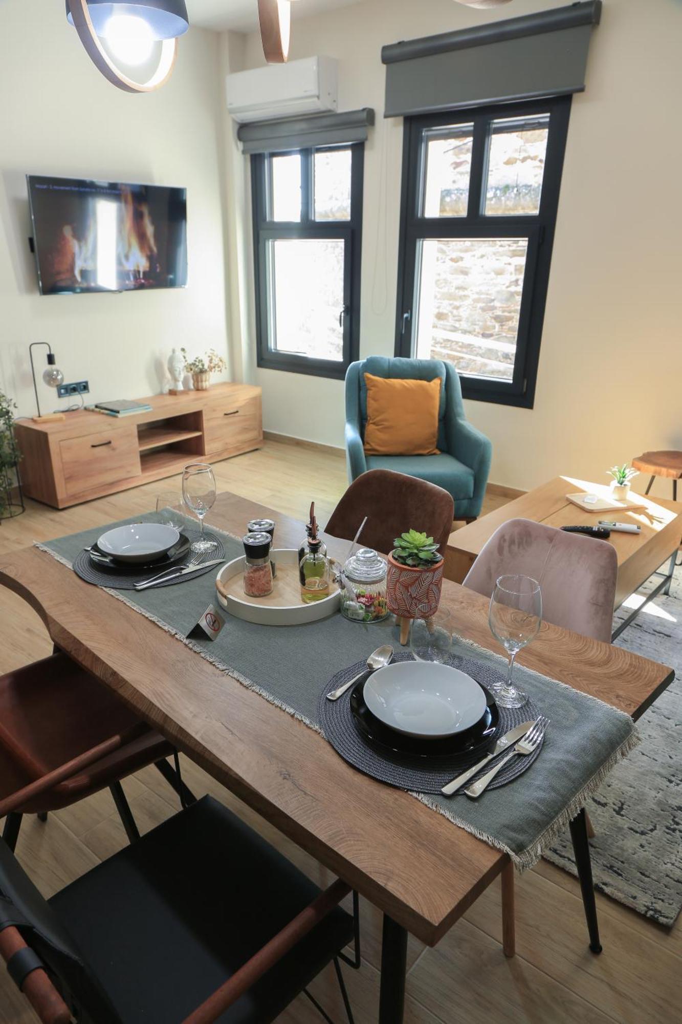 Apartment Beyond The Castle *